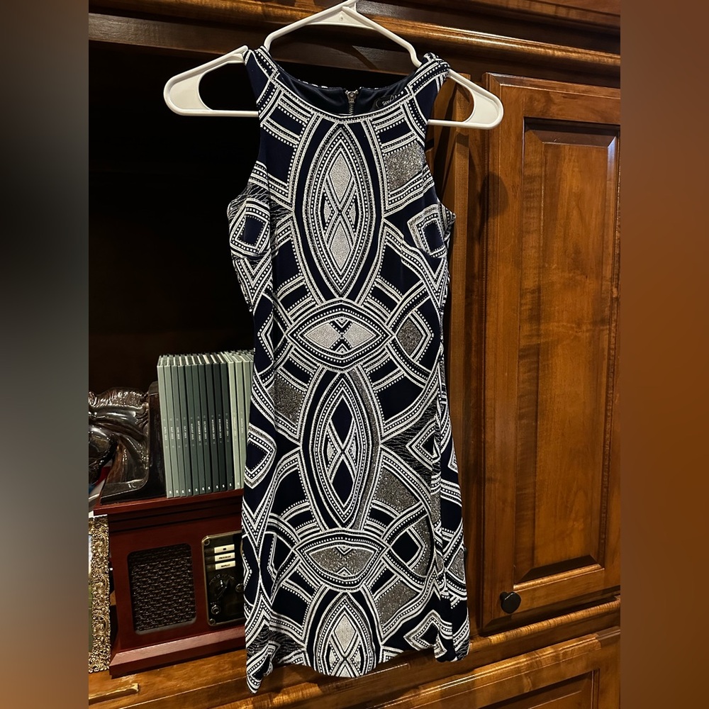Sleeveless Geometric Print Sparkly Dress - Navy & silver